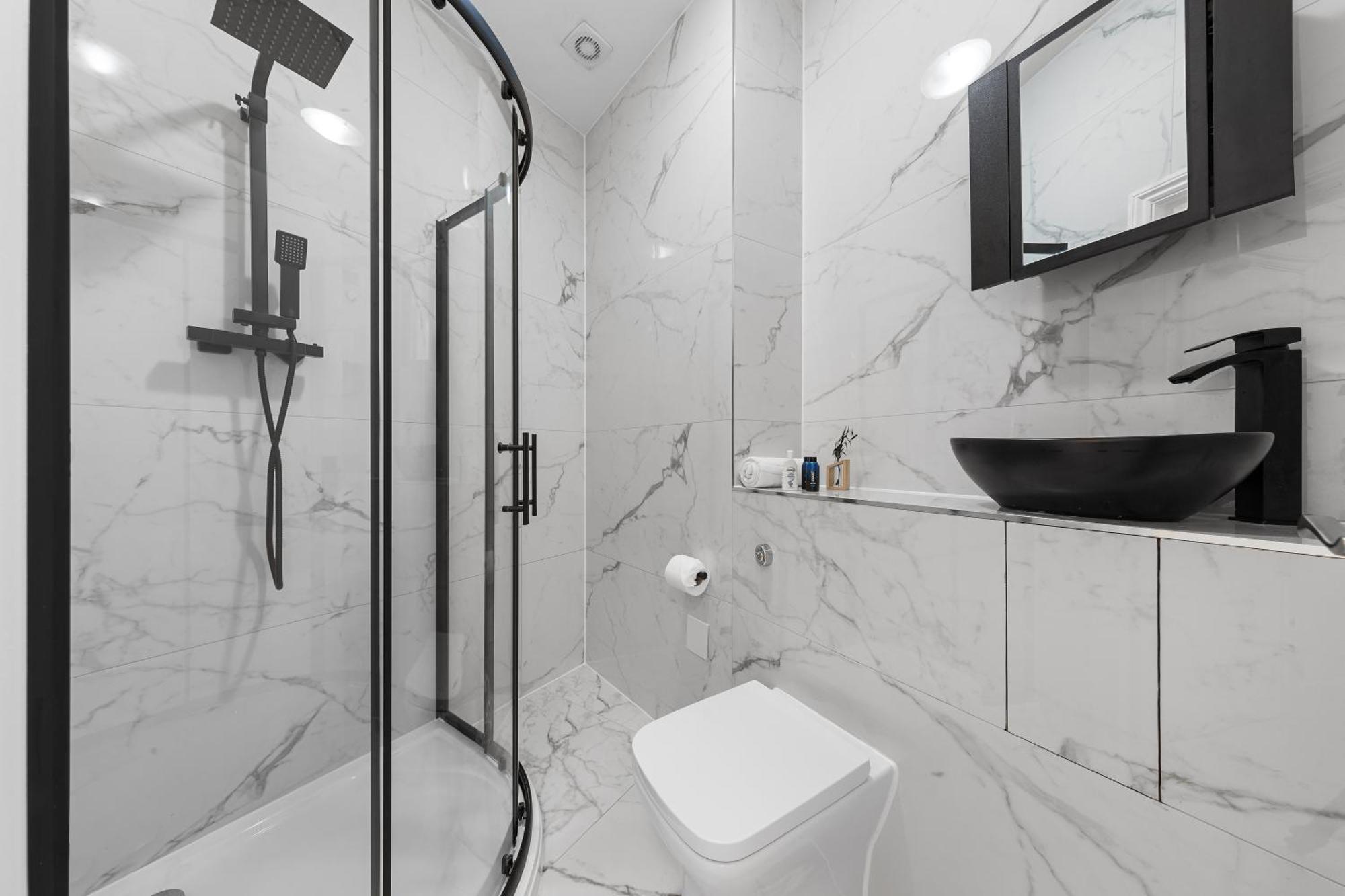 Appartamento Serviced Modern Flat - Sleeps 2 - Good Links To King Cross, Euston, Finchley Road Station - Nw3 *