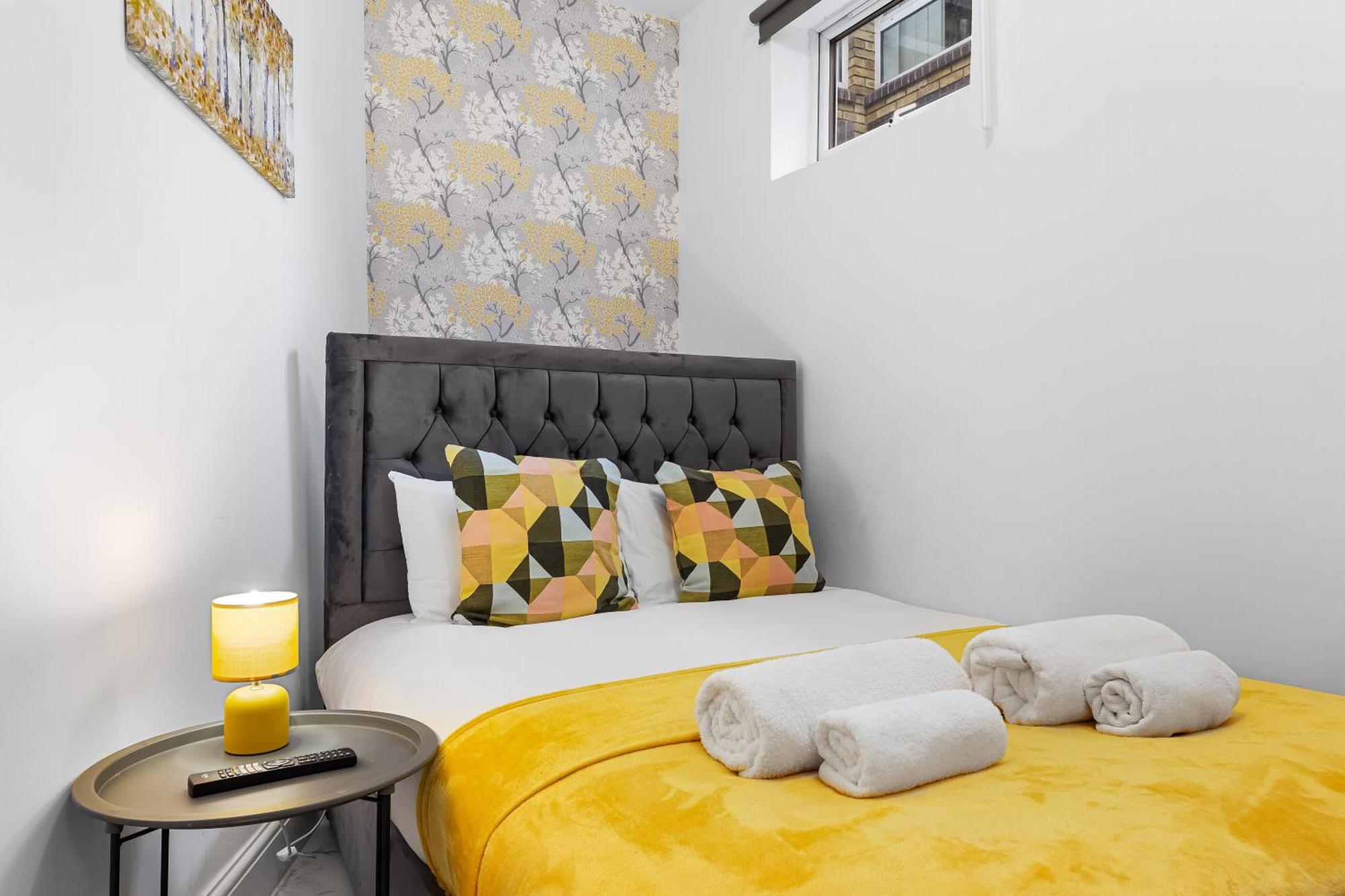 Serviced Modern Flat - Sleeps 2 - Good Links To King Cross, Euston, Finchley Road Station - Nw3 * Londra